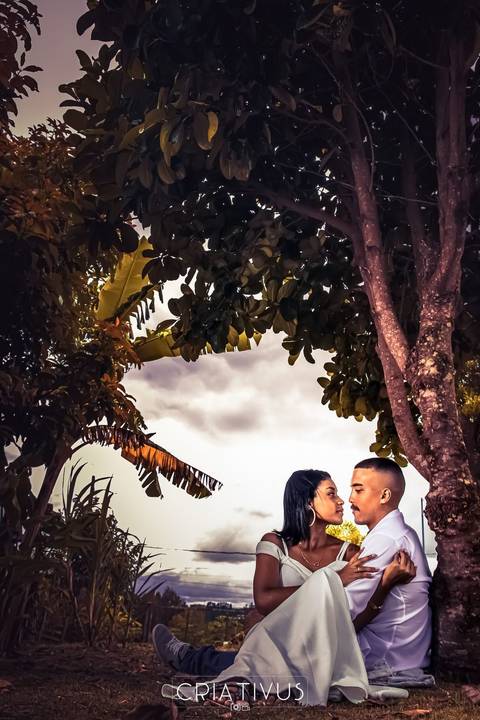 Inspiração e ideias criativas  ensaio fotográfico pré casamento de casal em São Roque'