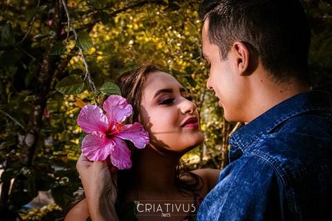 Inspiração e ideias criativas  ensaio fotográfico pré casamento de casal na Chácara Além do Horizonte'