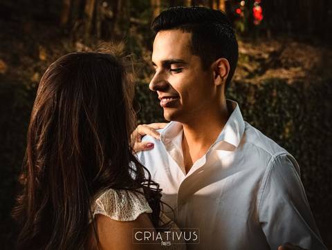 Inspiração e ideias criativas  ensaio fotográfico pré casamento de casal na Chácara Além do Horizonte'
