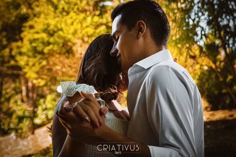 Inspiração e ideias criativas  ensaio fotográfico pré casamento de casal na Chácara Além do Horizonte'