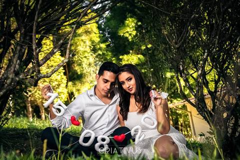 Inspiração e ideias criativas  ensaio fotográfico pré casamento de casal na Chácara Além do Horizonte'