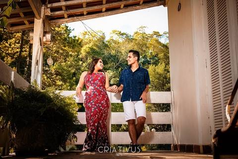 Inspiração e ideias criativas  ensaio fotográfico pré casamento de casal na Chácara Além do Horizonte'
