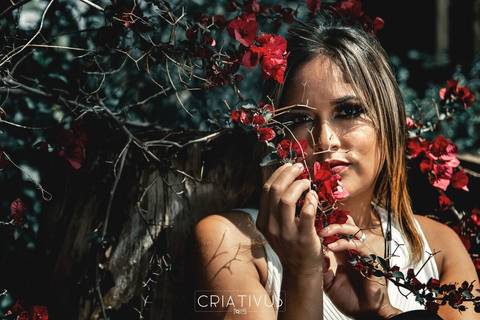 Inspiração e ideias criativas de ensaio girl power ensaio girl boss Ensaio Fotográfico feminino na Vinícola Canguera'