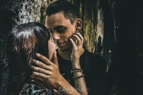  Inspiração e ideias criativas  ensaio fotográfico pré casamento de casal no parque Ibirapuera'