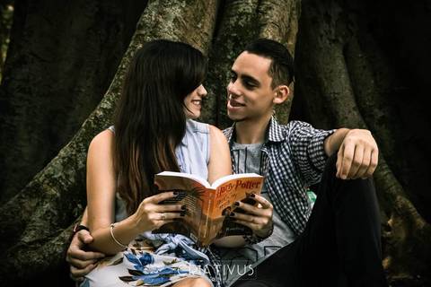  Inspiração e ideias criativas  ensaio fotográfico pré casamento de casal no parque Ibirapuera'