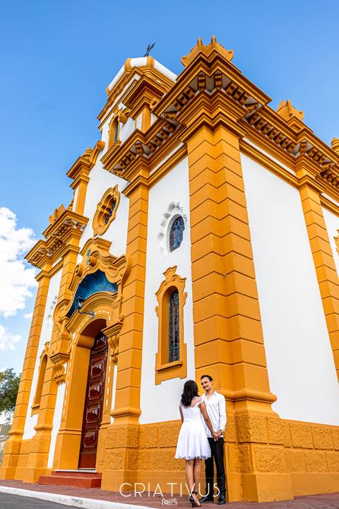 Inspiração e ideias criativas  ensaio fotográfico pré casamento de casal na Associação Santa Terezinha'