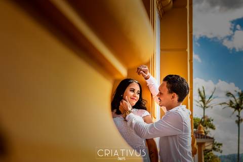 Inspiração e ideias criativas  ensaio fotográfico pré casamento de casal na Associação Santa Terezinha'