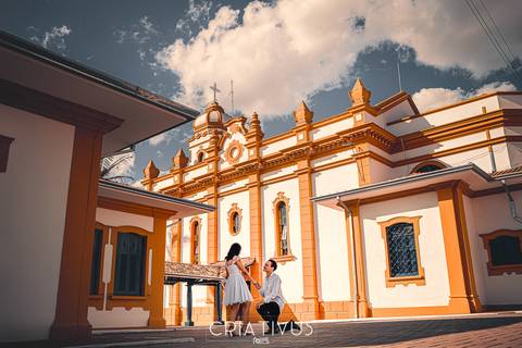 Inspiração e ideias criativas  ensaio fotográfico pré casamento de casal na Associação Santa Terezinha'