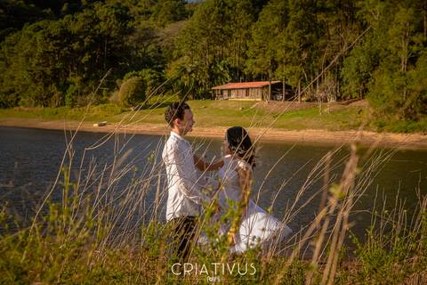 Inspiração e ideias criativas  ensaio fotográfico pré casamento de casal na Associação Santa Terezinha'