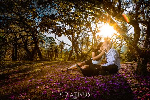 Inspiração e ideias criativas  ensaio fotográfico pré casamento de casal na Associação Santa Terezinha'