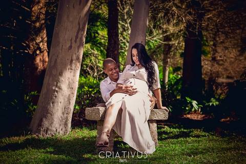 Inspiração e ideias criativas de ensaios fotográfico de gestante no Orquidário Maylasky'