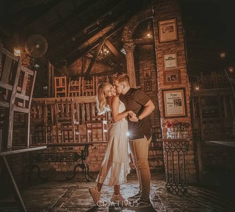 Inspiração e ideias criativas  ensaio fotográfico pré casamento de casal O Velhão'