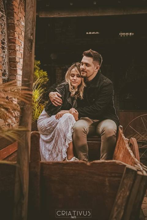 Inspiração e ideias criativas  ensaio fotográfico pré casamento de casal O Velhão'