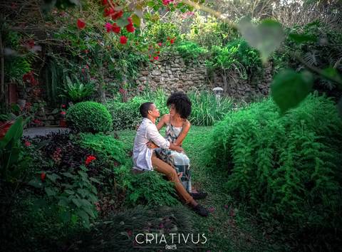 Inspiração e ideias criativas  ensaio fotográfico pré casamento de casal no Orquidário Maylasky'