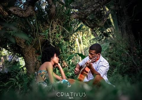 Inspiração e ideias criativas  ensaio fotográfico pré casamento de casal no Orquidário Maylasky'