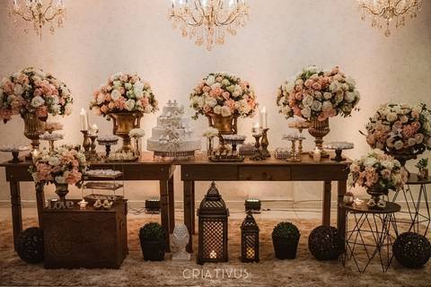 Inspiração e ideias criativas de fotos fotográfico de decoração de casamento mesa do bolo  no Espaço Mariana '