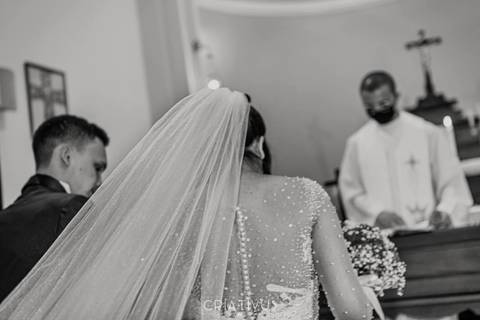 Inspiração e ideias criativas de fotos fotográfico de casamento entrada da noiva na Capela Educandário Santa Terezinha'