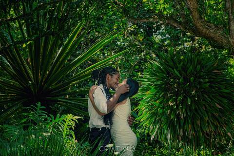 Inspiração e ideias criativas  ensaio fotográfico pré casamento de casal  Orquidário Maylasky'