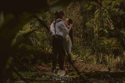 Inspiração e ideias criativas  ensaio fotográfico pré casamento de casal  Orquidário Maylasky'
