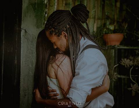 Inspiração e ideias criativas  ensaio fotográfico pré casamento de casal  Orquidário Maylasky'