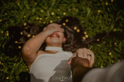 Inspiração e ideias criativas  ensaio fotográfico pré casamento de casal  Orquidário Maylasky'