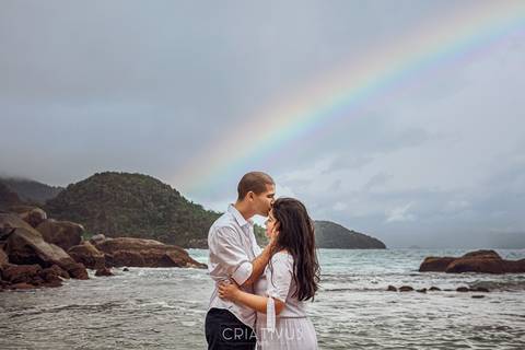 Inspiração e ideias criativas  ensaio fotográfico pré casamento de casal Ubatuba'