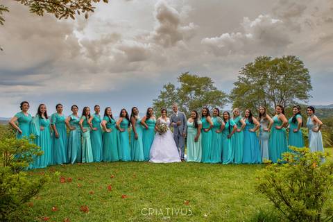 Inspiração e ideias criativas de fotos fotográfico de casamento com as madrinhas no Espaço Romance'