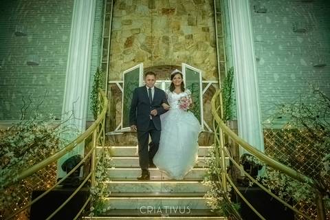 Inspiração e ideias criativas de fotos fotográfico de casamento entrada da noiva na Mansão Cidade Prime'