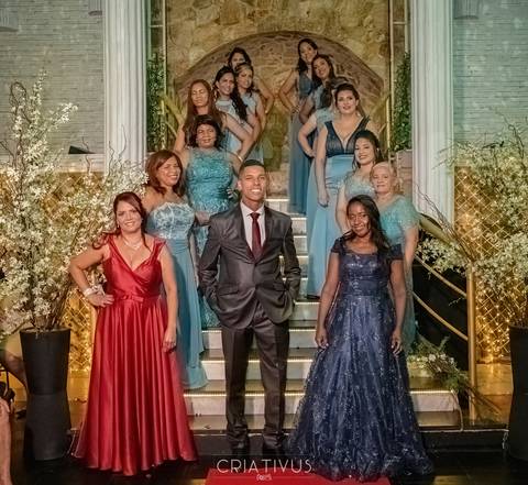 Inspiração e ideias criativas de fotos fotográfico de casamento com madrinhas na Mansão Cidade Prime'