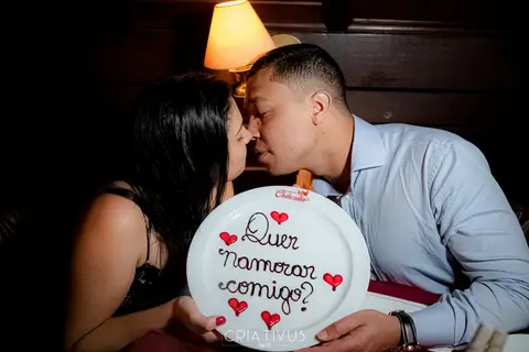 Inspiração e ideias criativas de fotos fotográfico para o Pedido de namoro surpresa romântico Chalezinho Morumbi'