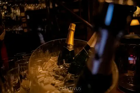 Inspiração e ideias criativas de fotos fotográfico para o Pedido de namoro surpresa romântico Chalezinho Morumbi'