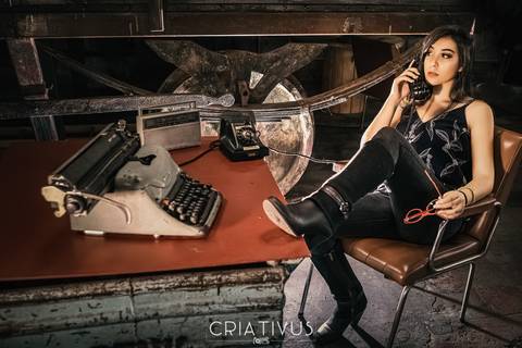 Inspiração e ideias criativas de ensaio girl power ensaio girl boss Ensaio Fotográfico Feminino  BTNK Bar'