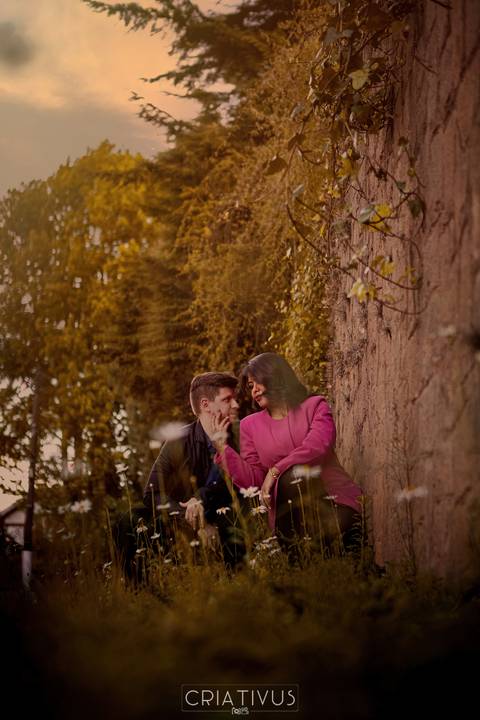 Inspiração e ideias criativas  ensaio fotográfico pré casamento de casal Campos do Jordão'
