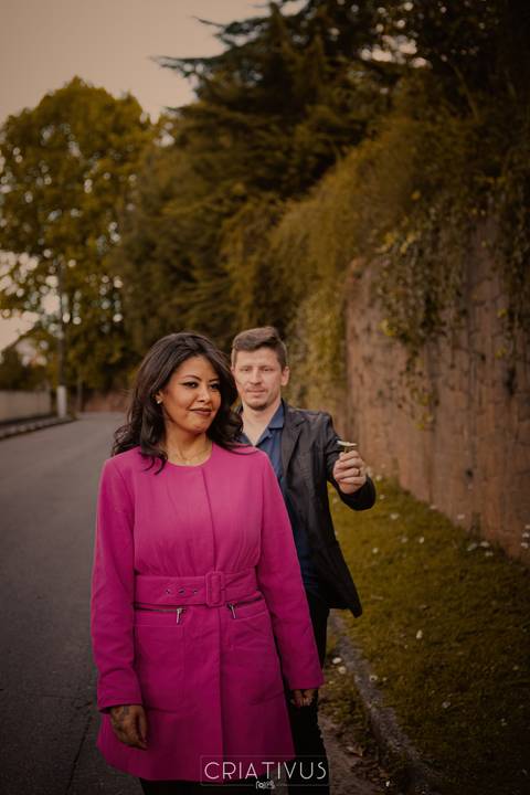 Inspiração e ideias criativas  ensaio fotográfico pré casamento de casal Campos do Jordão'