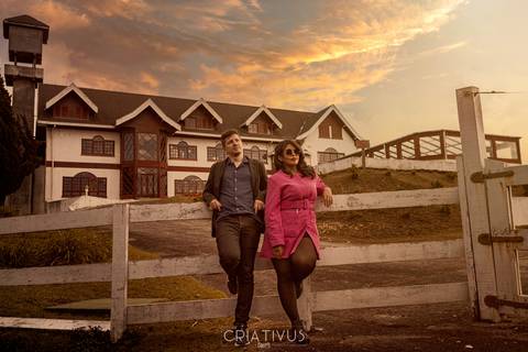 Inspiração e ideias criativas  ensaio fotográfico pré casamento de casal Campos do Jordão'