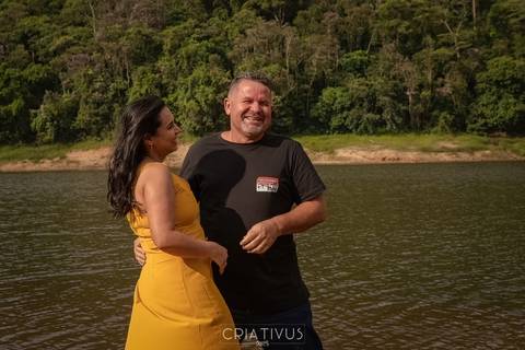 Inspiração e ideias criativas  ensaio fotográfico pré casamento de casal na Aldeia da Serra'