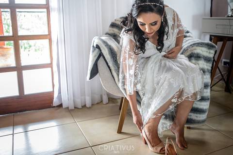 Inspiração e ideias criativas de fotos fotográfico de Making Of da noiva no Espaço Villa Mantova'