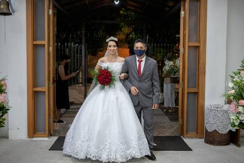 Inspiração e ideias criativas de fotos fotográfico de casamento na Paróquia São Sebastião E Maria Mãe Da Igreja'