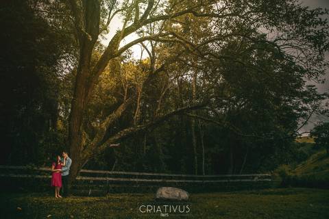 Inspiração e ideias criativas ensaio fotográfico pré casamento de casal em São Roque'