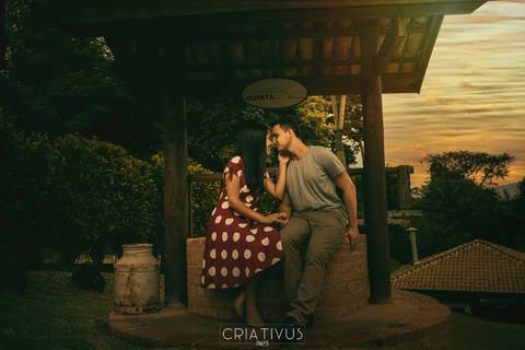 Inspiração e ideias criativas ensaio fotográfico pré casamento de casal em São Roque'