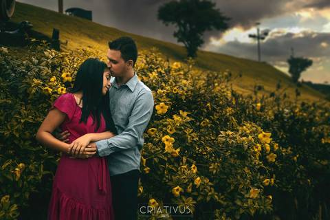 Inspiração e ideias criativas ensaio fotográfico pré casamento de casal em São Roque'
