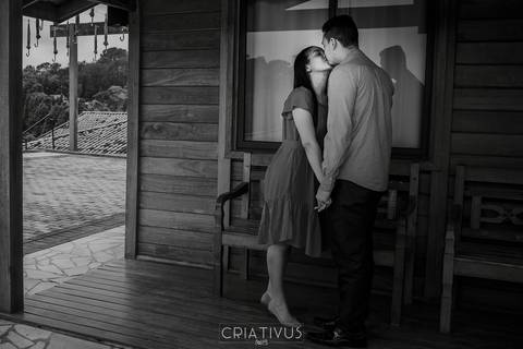 Inspiração e ideias criativas ensaio fotográfico pré casamento de casal em São Roque'