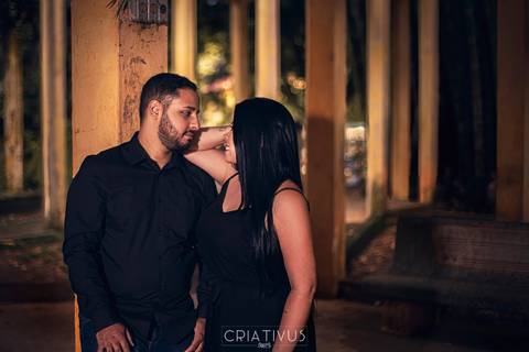 Inspiração e ideias criativas ensaio fotográfico pré casamento de casal no Parque da Água Branca'