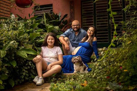 Inspiração e ideias criativas de ensaios fotográfico de gestante no Orquidário Maylasky  São Roque-SP
'
