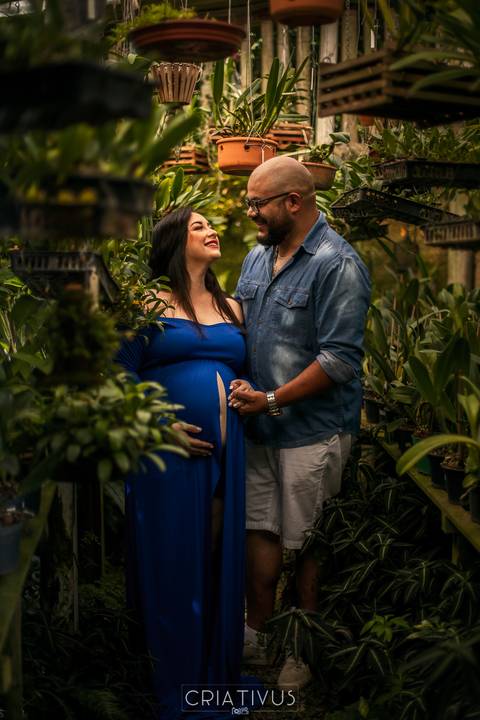 Inspiração e ideias criativas de ensaios fotográfico de gestante no Orquidário Maylasky  São Roque-SP
'