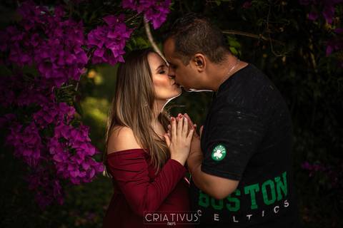 Inspiração e ideias criativas de ensaios fotográfico de gestante no Orquidário Maylasky  São Roque-SP
'