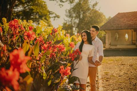 Inspiração e ideias criativas ensaio fotográfico pré casamento de casal Holambra cidade das flores SP'