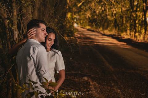 Inspiração e ideias criativas ensaio fotográfico pré casamento de casal Holambra cidade das flores SP'