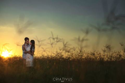 Inspiração e ideias criativas ensaio fotográfico pré casamento de casal Holambra cidade das flores SP'