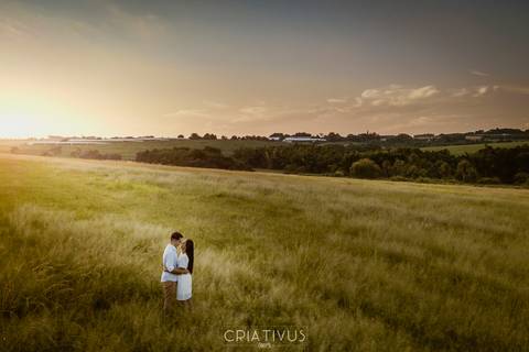 Inspiração e ideias criativas ensaio fotográfico pré casamento de casal Holambra cidade das flores SP'